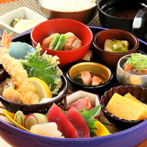 [For lunch ♪] Colorful daimyo set ★ All 10 dishes