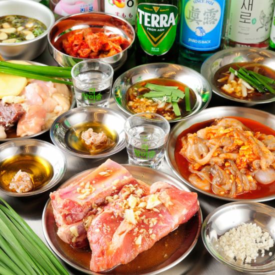 韓国のお店さながら！スタッフが美味しく調理するスタイルが大人気♪