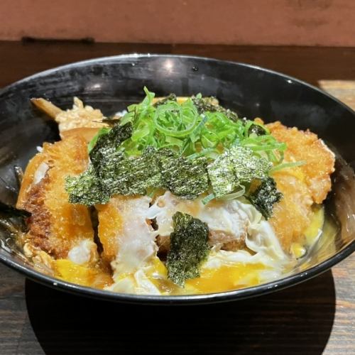 カツ丼 -漬物付き-