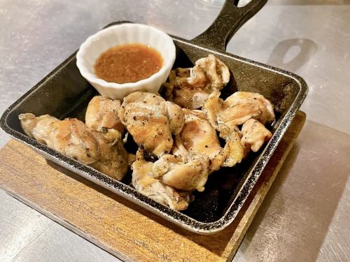 鶏ハラミ炭火鉄板×ジャポネ