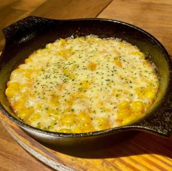 黄油玉米、明太子和奶酪