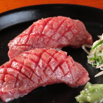 カイノミの肉寿司(2貫)