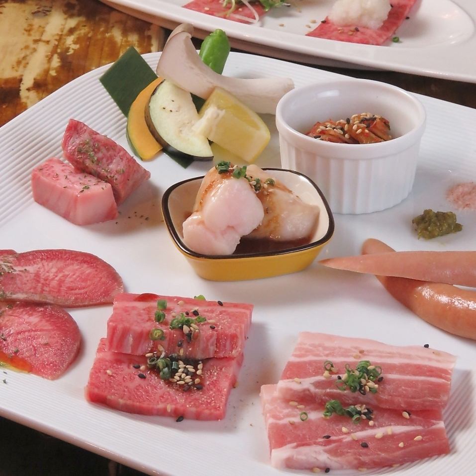 飲み放題付《平日》4,000円(税込)から　ご用意しております！