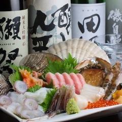 築地直送 鮮魚の刺身盛り合わせ