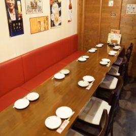 We have semi-private room seats for small to 12 people ♪