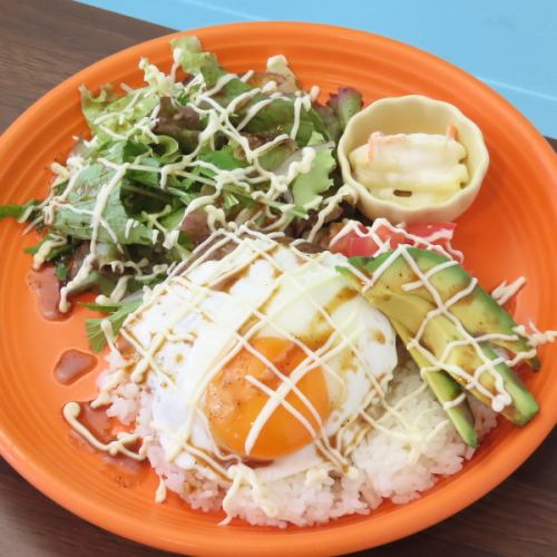 ハワイアンなメニューでお洒落に乾杯♪