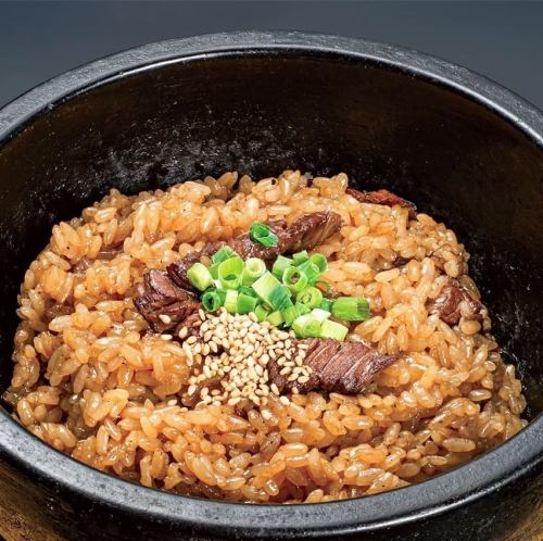名物　肉飯