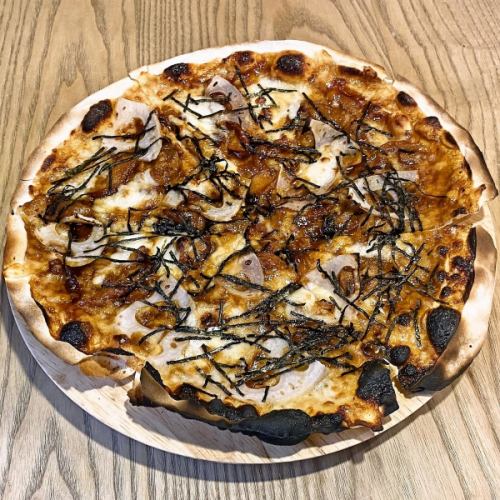 Scamorza cheese, teriyaki chicken and lotus root pizza