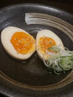 Seasoned boiled egg with shiden