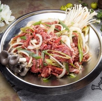 Bulgogi（韩式牛肉寿喜烧风格）