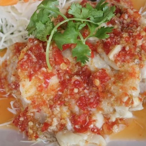 酸っぱ辛蒸し鶏