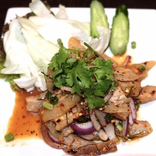 豚トロの辛口ハーブのサラダ