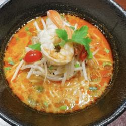 トムヤムラーメン