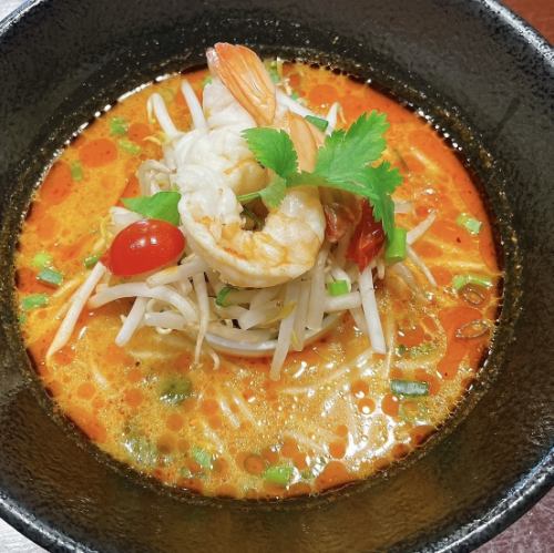 トムヤムラーメン