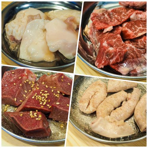 Enjoy a wide variety of Omi beef hormones! Especially, please try the [specialty] hoso (sauce and salt) once!