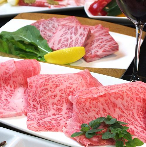 驚くほど厚切り、大切り肉