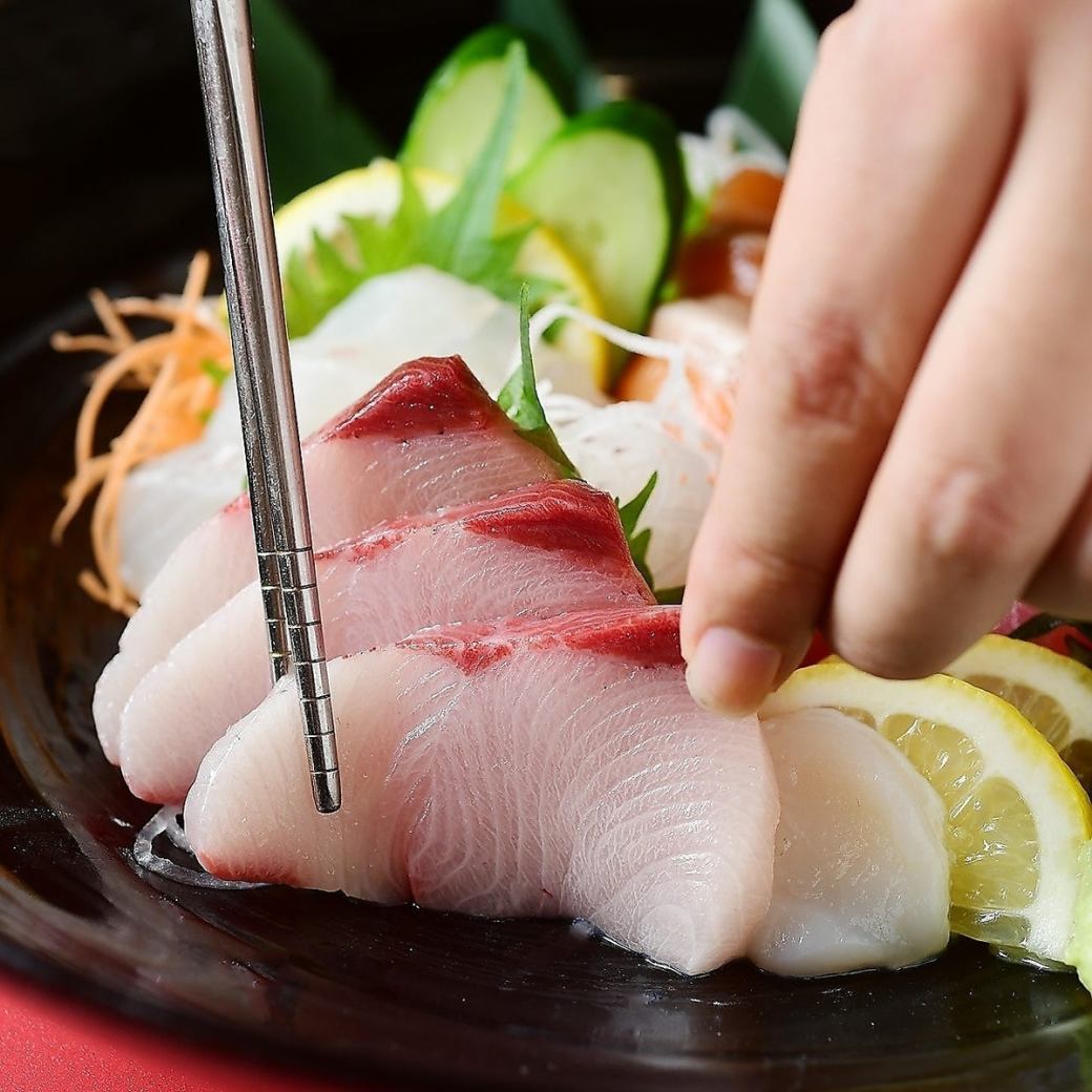 全席完全個室♪ お刺身やカルパッチョなど鮮魚もおすすめです！