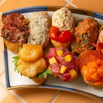 [Perfect for Year-End Parties] Enjoy a course meal featuring inari sushi and obanzai (6 dishes total, with all-you-can-drink)