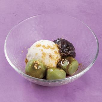 蕎麦の実アイスとよもぎ白玉のぜんざい