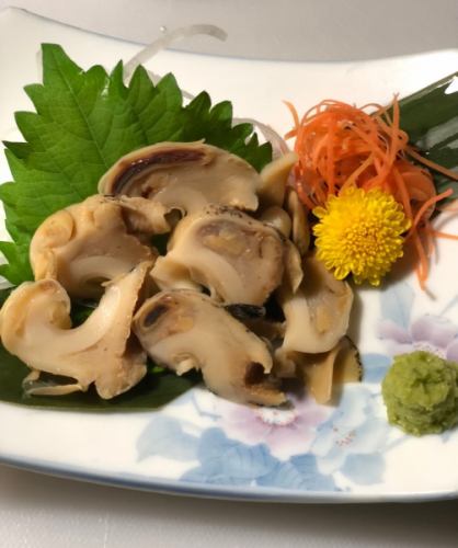 Shellfish sashimi