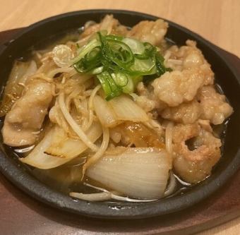 ホルモン鉄板焼き
