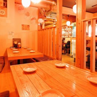 Tatami seats where you can watch the monitor.We recommend making reservations early as the seats are popular!
