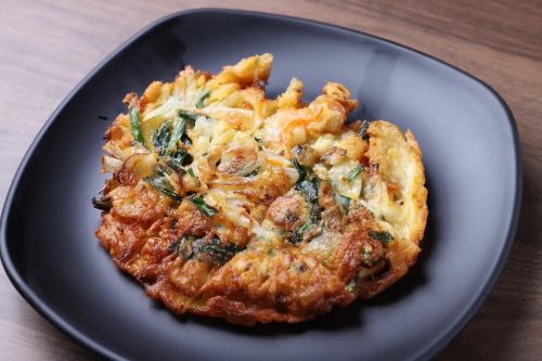 Fried beef tendon pancake