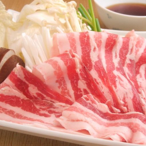 马生鱼片、黑猪肉涮锅等7道菜品全套九州乡土料理套餐8,800日元（含税）