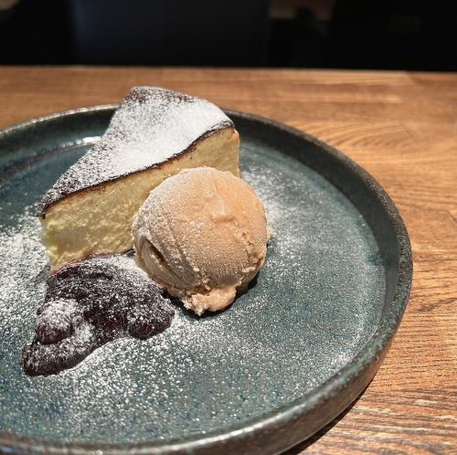 酒粕バスクチーズケーキ～バニラアイス添え～