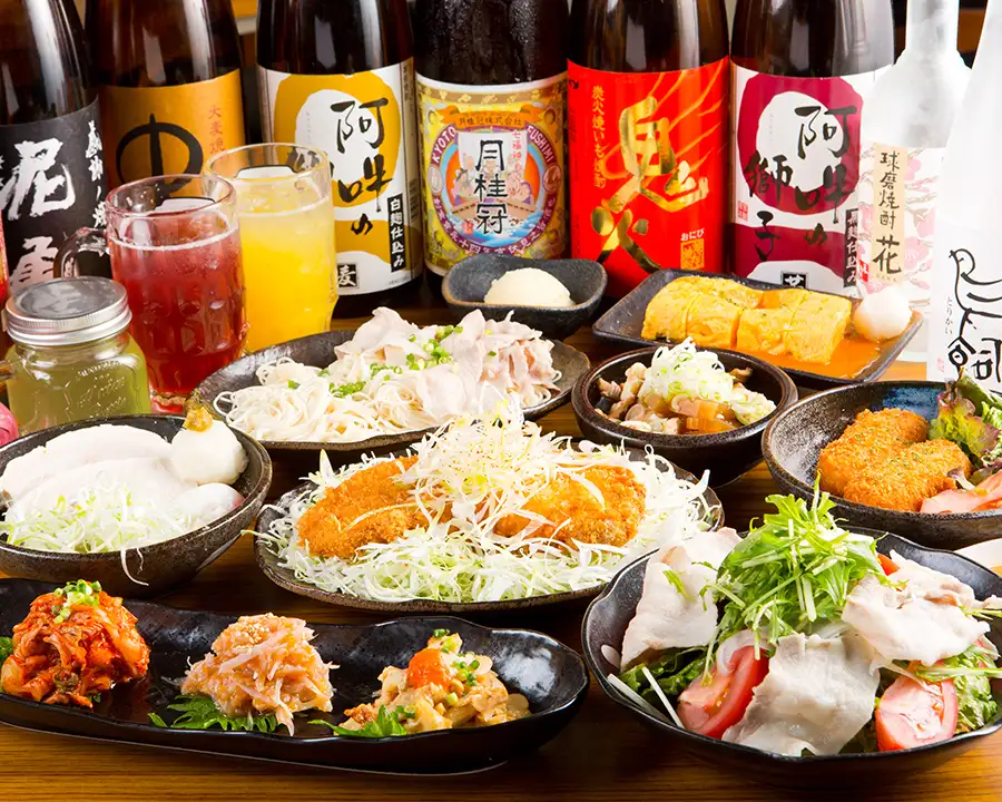 錦糸町駅近く！鮮度抜群の生ガキやとろとろ煮込みが味わえる活気あふれる大衆居酒屋♪