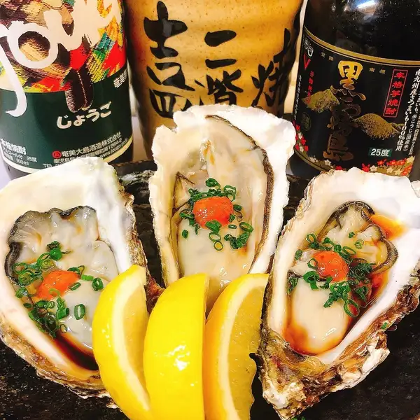 【ぷりっと弾ける海のミルク】漁師直送の新鮮生ガキ！20時まで1個150円(税込)の超目玉メニュー♪