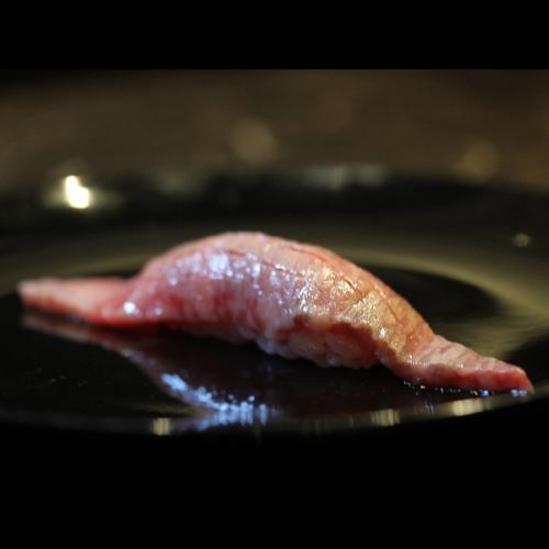山城牛炙り握り