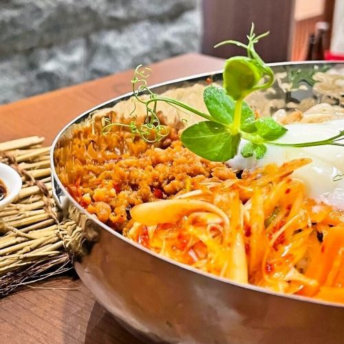 카부토의 한국식 비빔밥 (매운)