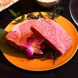 【上質な霜降り味わう】厳選された宮崎牛を贅沢に堪能する◎シャトーブリアンステーキ