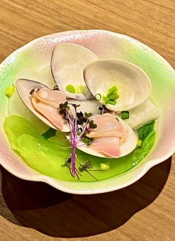 ハマグリと大根、青梗菜の酒蒸し