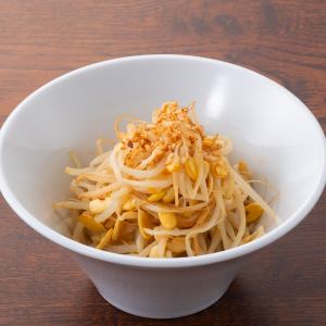 Bean sprouts namul