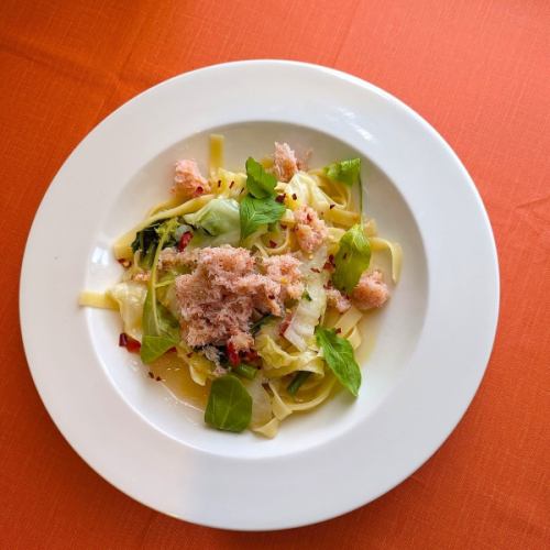 ◆ズワイガニと野菜の辛口塩味