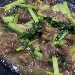 青菜と牛肉のオイスター炒め