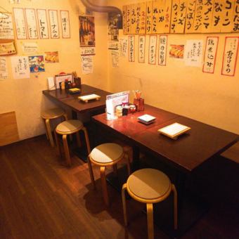 Relaxing table seats ♪ Come home, date, and come with friends! You don't want to go home at home!