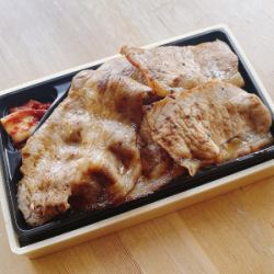 16 Pork from Gifu Prefecture [Yakiniku heavy bento]