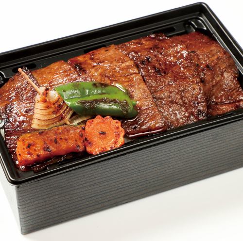 ◆お弁当のご予約受付中◆《名産飛騨牛焼肉重弁当》