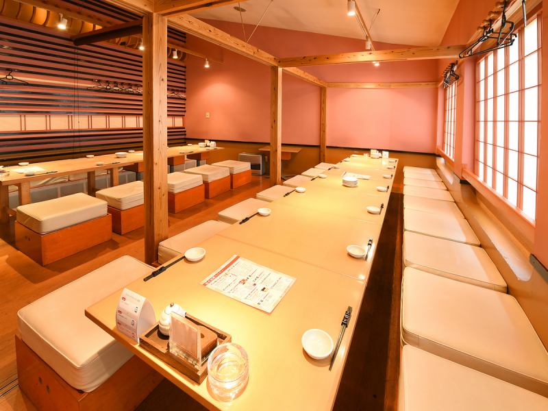 Various banquets, meetings after events, etc. We have private rooms for large parties ♪ The second floor can accommodate up to 26 people, and the 3rd floor can accommodate up to 16 people.Please enjoy the food and alcohol in the spacious store.