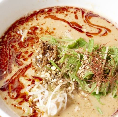 濃厚ごま担々麺