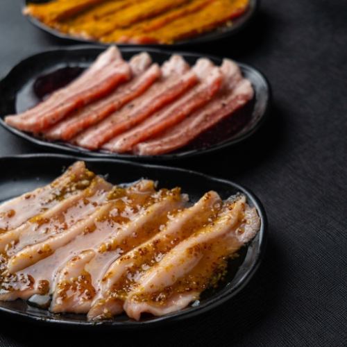 Seasoned pork ribs/seasoned pork belly