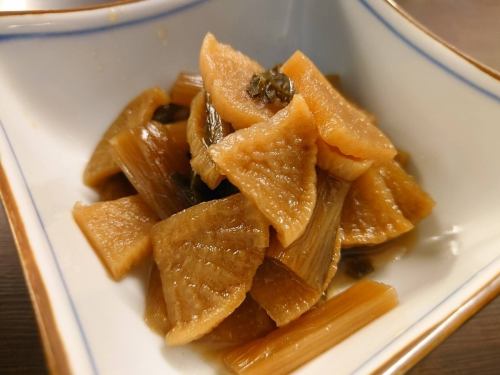 Stir-fried dried turnips and greens with oil