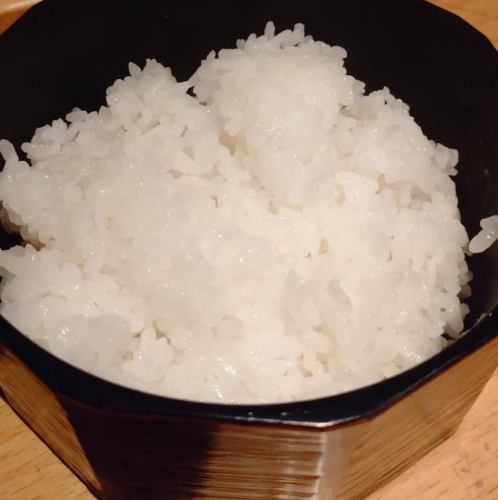 Koshihikari rice from Niigata Prefecture, rice (with miso soup and pickles)