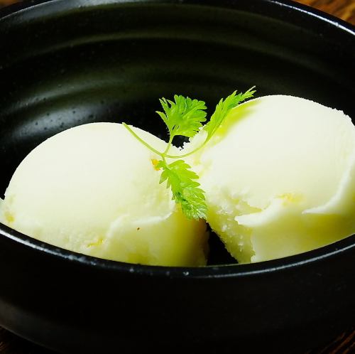 Vanilla Icecream