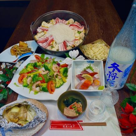 【2月特惠套餐：6,500日元→5,000日元】五花肉山药火锅、味噌黄油烤牡蛎等。■ 7道菜，2小时畅饮