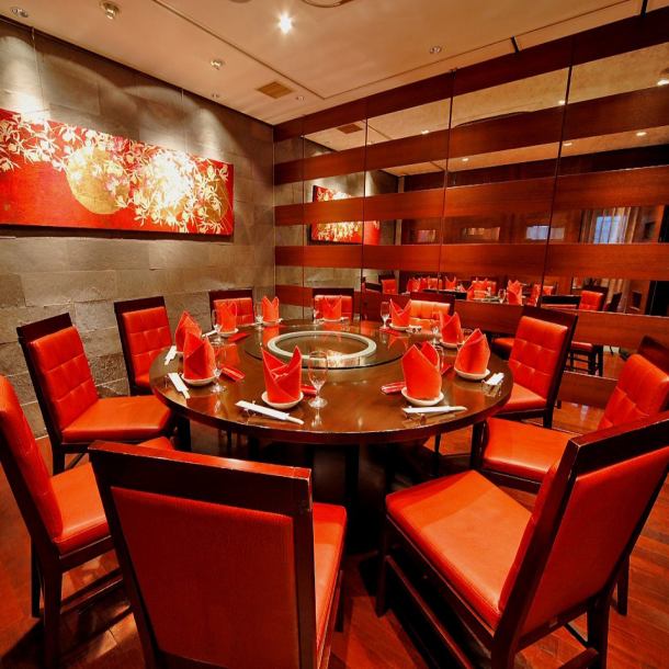 We will prepare a room that is perfect for entertainment, dinner parties and banquets.Please use it for various occasions such as family celebrations and reunions.