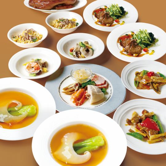 [Springtime Feast] Peking Duck Course: ¥17,000 per person (tax and service charge not included)